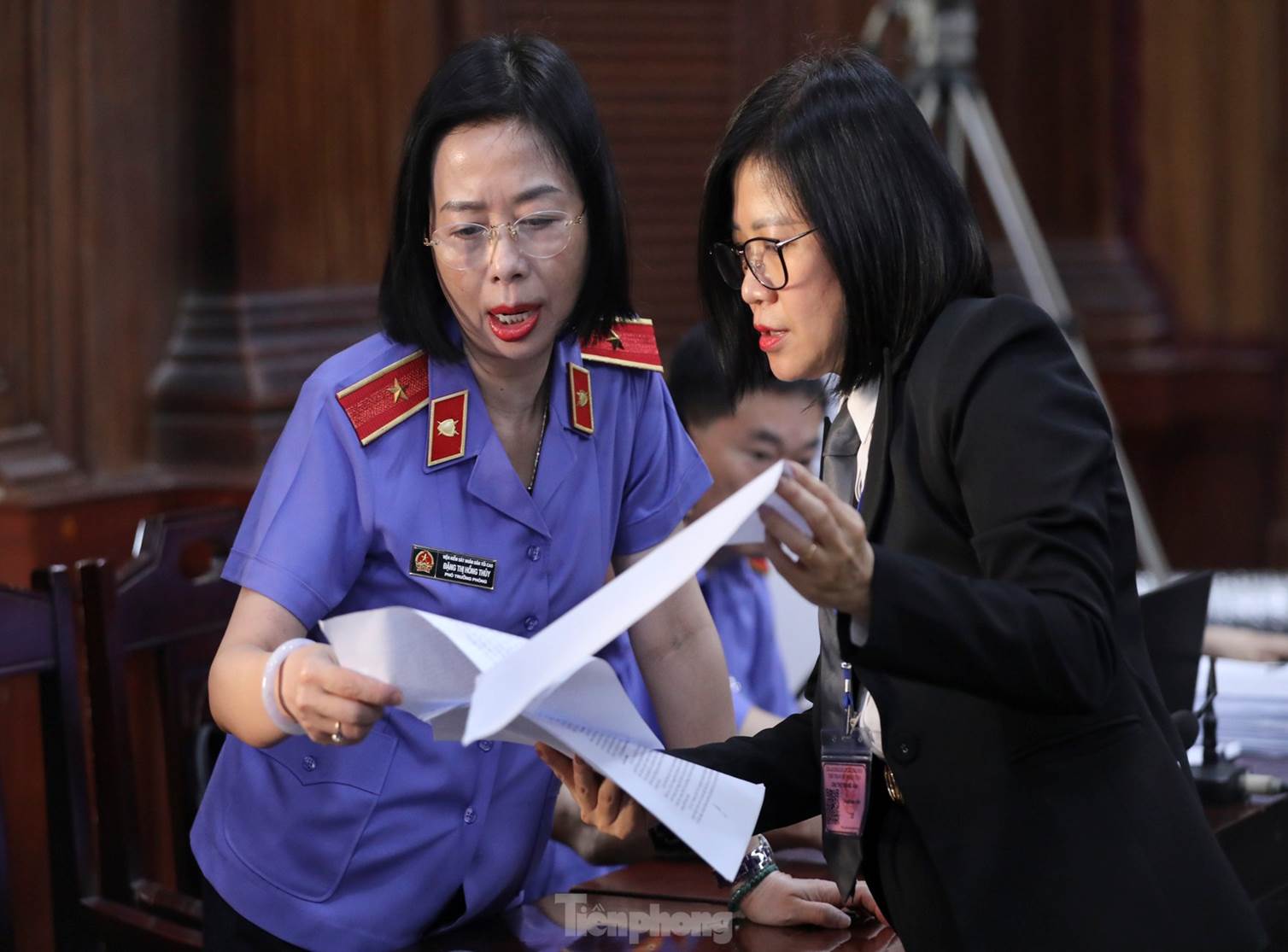 Gương mặt thất thần của bà Trương Mỹ Lan sau khi bị đề nghị tuyên án tử-9
