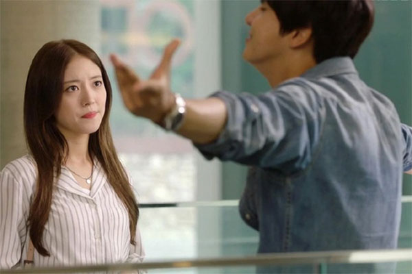 Trở về nhà sau 1 tuần đi công tác, vừa bật điện lên, tôi đã tức phát điên và muốn bỏ về nhà ngoại-2