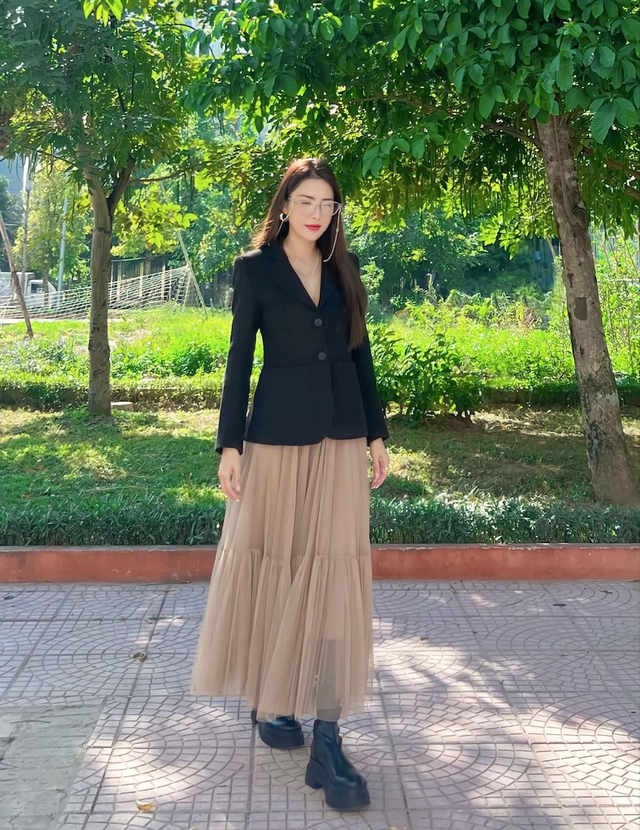 Á hậu Việt chi 600 triệu mua giải: Có nhan sắc, thân thiết với nhiều nam thần, thiếu gia nổi tiếng-7