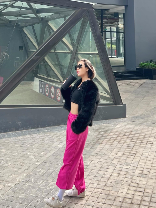 Á hậu Việt chi 600 triệu mua giải: Có nhan sắc, thân thiết với nhiều nam thần, thiếu gia nổi tiếng-8