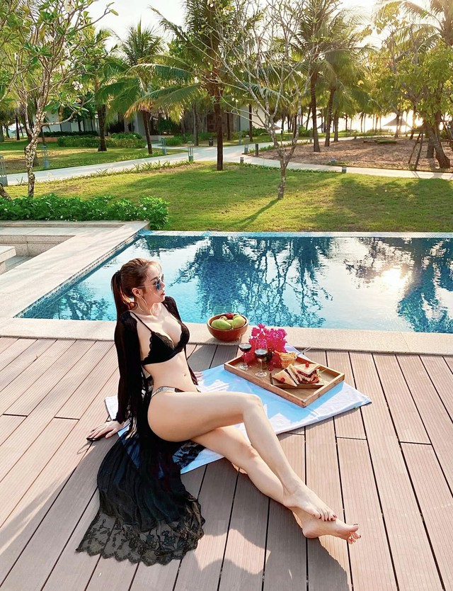 Á hậu Việt chi 600 triệu mua giải: Có nhan sắc, thân thiết với nhiều nam thần, thiếu gia nổi tiếng-6