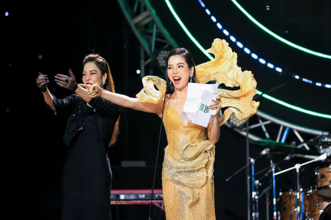 Tiếng tăm Lệ Quyên lỗ nặng” sau khi tham gia show Chị Đẹp, đến fan cũng không giữ hình ảnh cho mình?-3