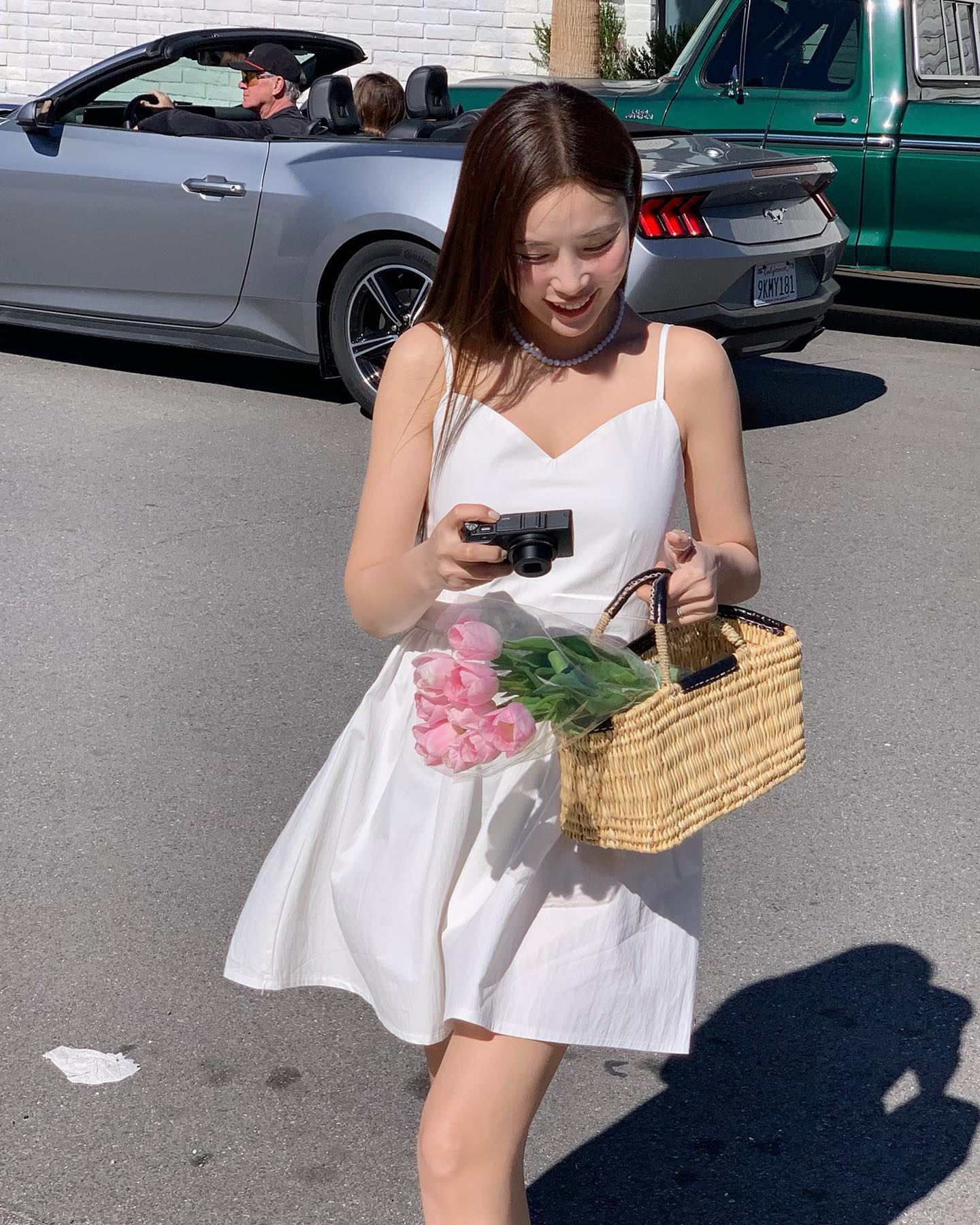 5 mẫu váy liền đang là xu hướng, chị em nên sắm để phong cách sành điệu hơn-10