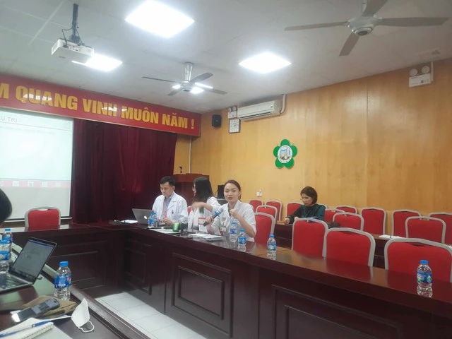 Tưởng con bướng bỉnh, mẹ đưa đi khám, bất ngờ phát hiện con mắc bệnh tâm thần: BS chỉ dấu hiệu nhận biết-1