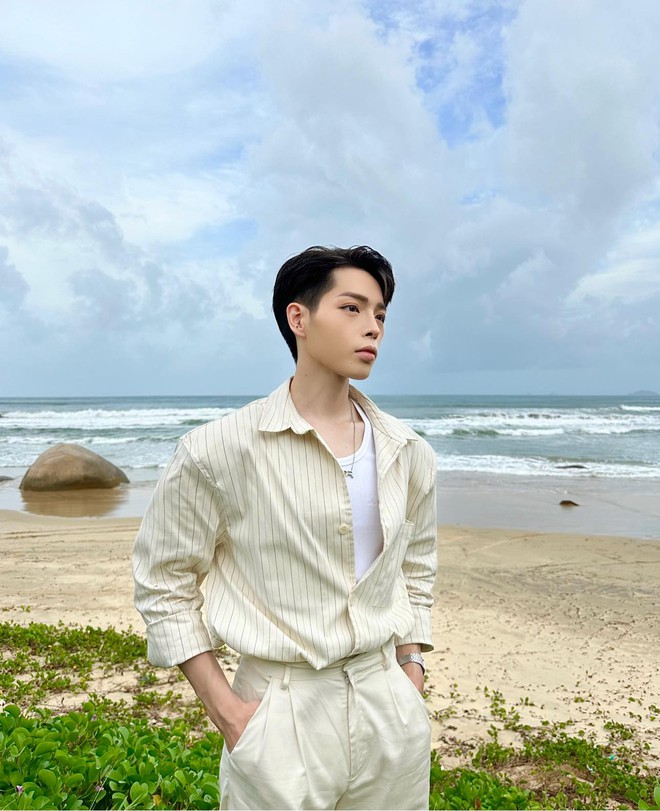 Nam ca sĩ đổi đời nhờ... đập mặt xây lại: 25 tuổi đã tậu chung cư 10 tỷ, liên tục báo hiếu bố mẹ bằng nhà đẹp - xe sang, còn lấn sân sang thị trường BĐS-3