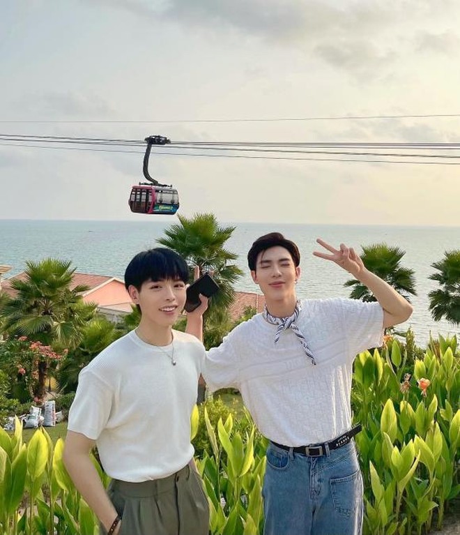 Nam ca sĩ đổi đời nhờ... đập mặt xây lại: 25 tuổi đã tậu chung cư 10 tỷ, liên tục báo hiếu bố mẹ bằng nhà đẹp - xe sang, còn lấn sân sang thị trường BĐS-21