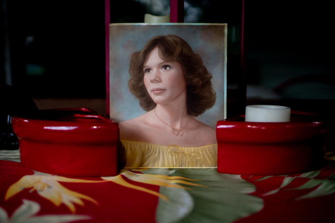 Kỳ án khiến cảnh sát đau đầu suốt 44 năm: Sinh viên 19 tuổi bị xâm hại rồi giết dã man, thủ phạm sa lưới vì ăn kẹo cao su-1