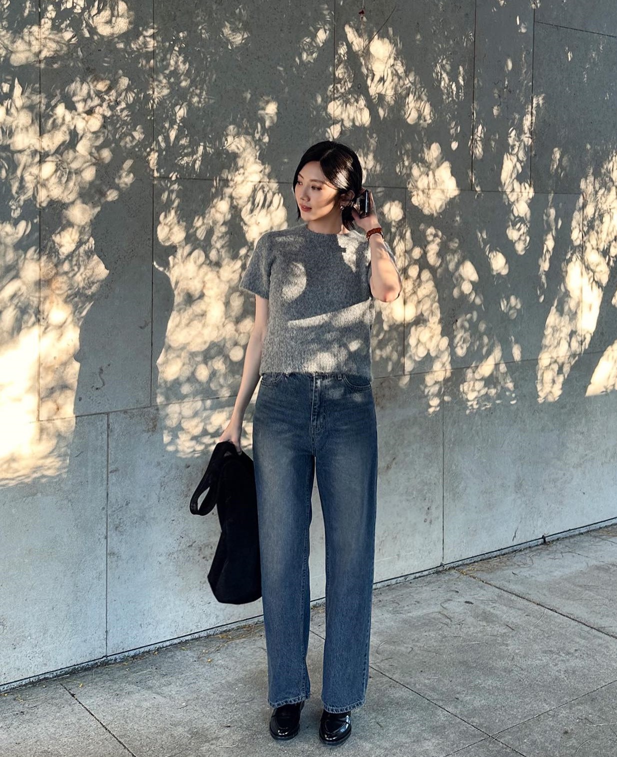 Tham khảo 10 công thức diện quần jeans theo phong cách tối giản để ghi điểm tinh tế-8