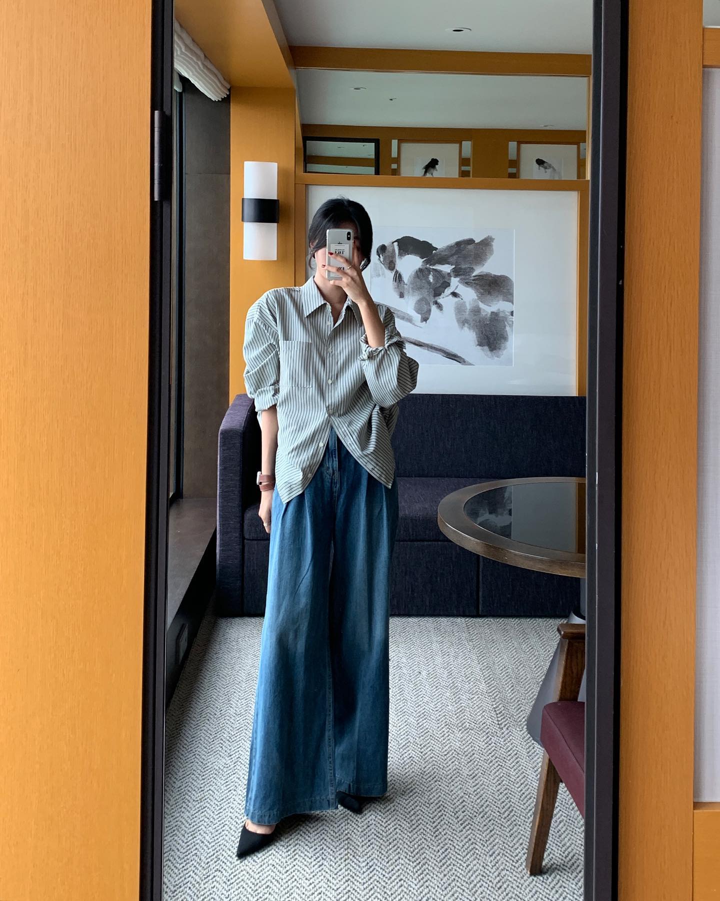 Tham khảo 10 công thức diện quần jeans theo phong cách tối giản để ghi điểm tinh tế-10