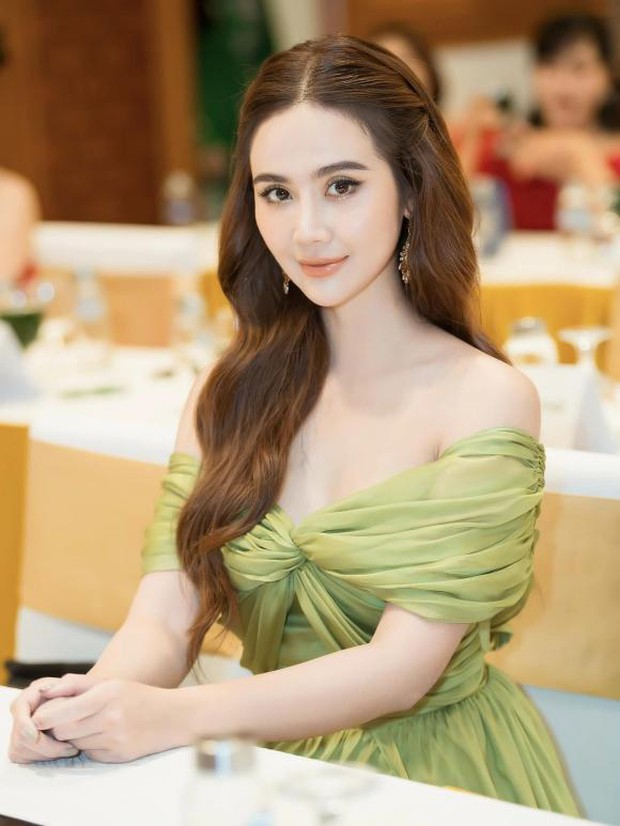 Nữ diễn viên Vbiz ly hôn với chồng doanh nhân sau 5 năm kết hôn, dính tin đồn hẹn hò với loạt sao nam-6