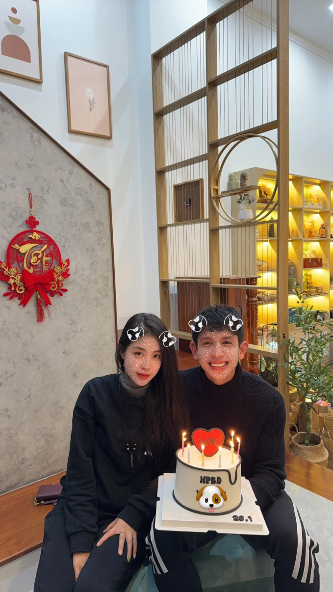 Profile xịn xò của vợ Hồng Duy: Ái nữ Tổng giám đốc công ty cao su, tốt nghiệp Thạc sĩ, chị đẹp với cơ ngơi bạc tỷ-5