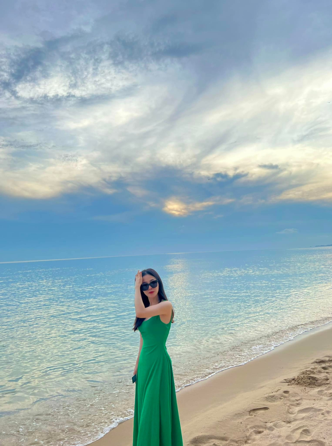 Profile xịn xò của vợ Hồng Duy: Ái nữ Tổng giám đốc công ty cao su, tốt nghiệp Thạc sĩ, chị đẹp với cơ ngơi bạc tỷ-10