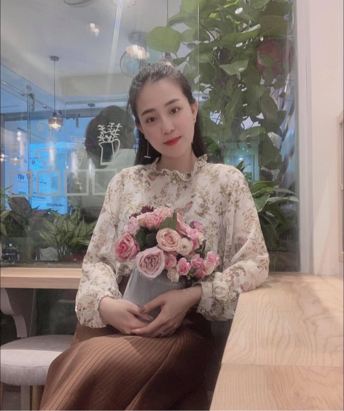 Profile xịn xò của vợ Hồng Duy: Ái nữ Tổng giám đốc công ty cao su, tốt nghiệp Thạc sĩ, chị đẹp với cơ ngơi bạc tỷ-7