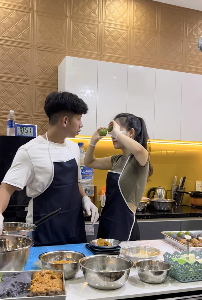 Profile xịn xò của vợ Hồng Duy: Ái nữ Tổng giám đốc công ty cao su, tốt nghiệp Thạc sĩ, chị đẹp với cơ ngơi bạc tỷ-13