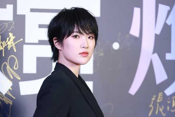 Là con gái rượu của tỷ phú công nghệ số 1 Trung Quốc bỏ bằng ĐH Harvard để đi làm idol: Công chúa Huawei ” nhận cái kết đắng-3