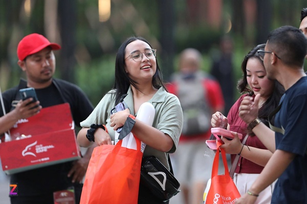 Cảnh sát dùng xe bọc thép bảo vệ an ninh trận Indonesia - Việt Nam-8