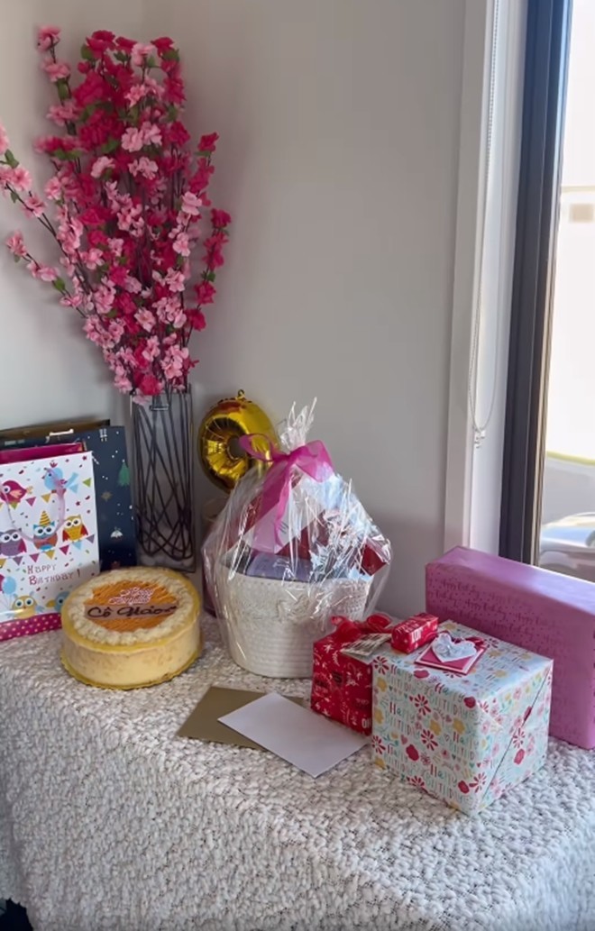 Ốc Thanh Vân có biệt thự tiền tỷ ở Việt Nam, giờ đưa 3 con sang Úc sống trong cơ ngơi thế nào?-15