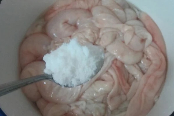 Giấm trắng đổ lên bếp gas có tác dụng gì?-2