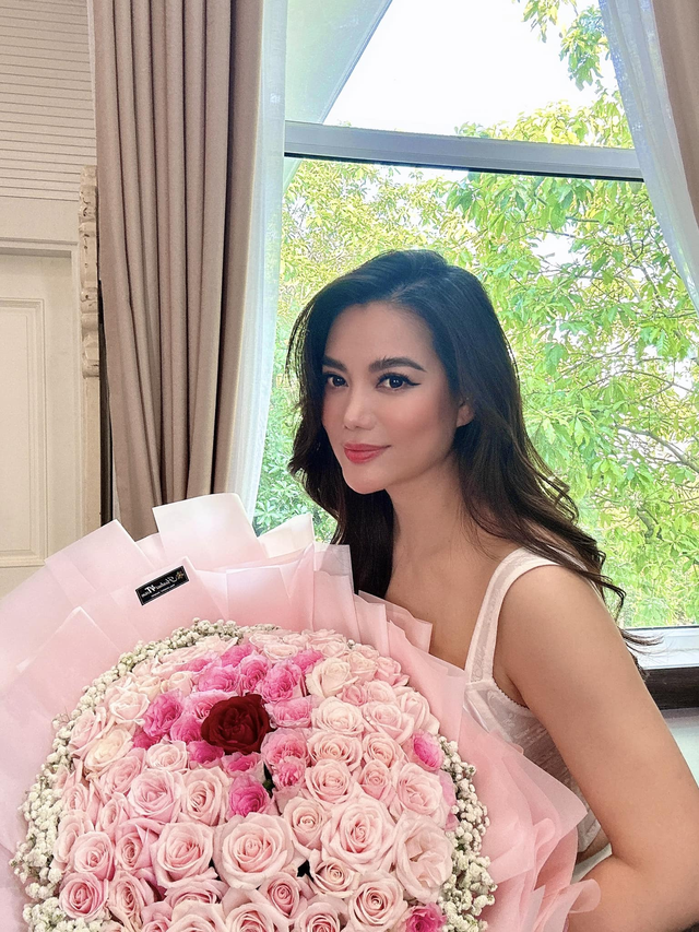 Trương Ngọc Ánh chia tay bạn trai kém 14 tuổi sau 2 năm yêu nhau?-1