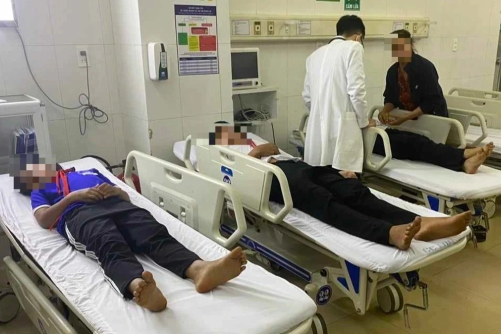 Ba học sinh lớp 5 ở Đắk Lắk hoảng loạn sau khi uống nước ngọt gần trường-1