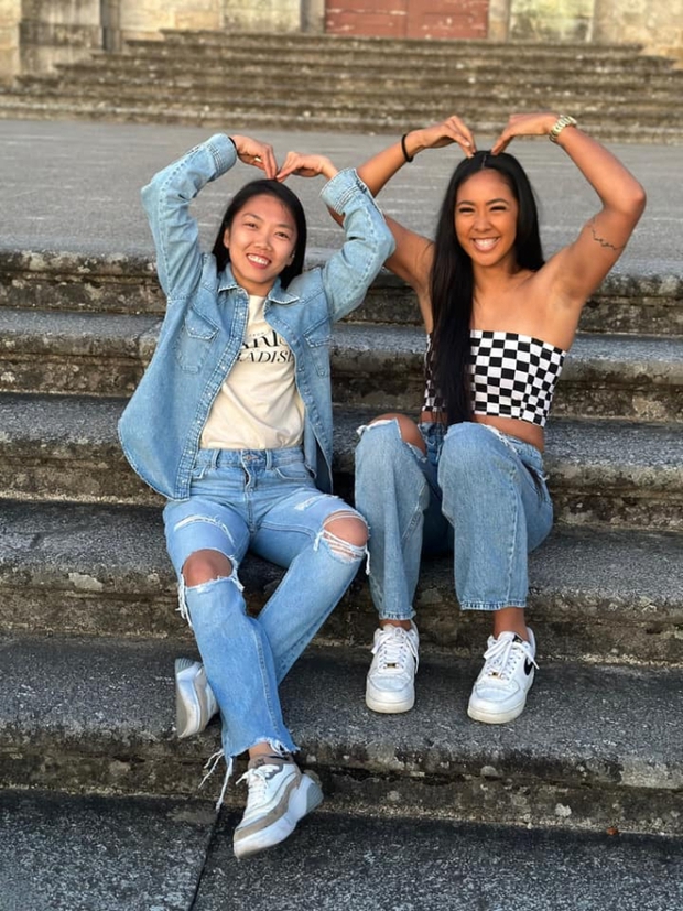 Từng bị đồng đội chê lúa, Huỳnh Như hiện tại khác hoàn toàn: Ăn mặc phóng khoáng, trang điểm xinh đẹp đi chơi ở trời Âu-4