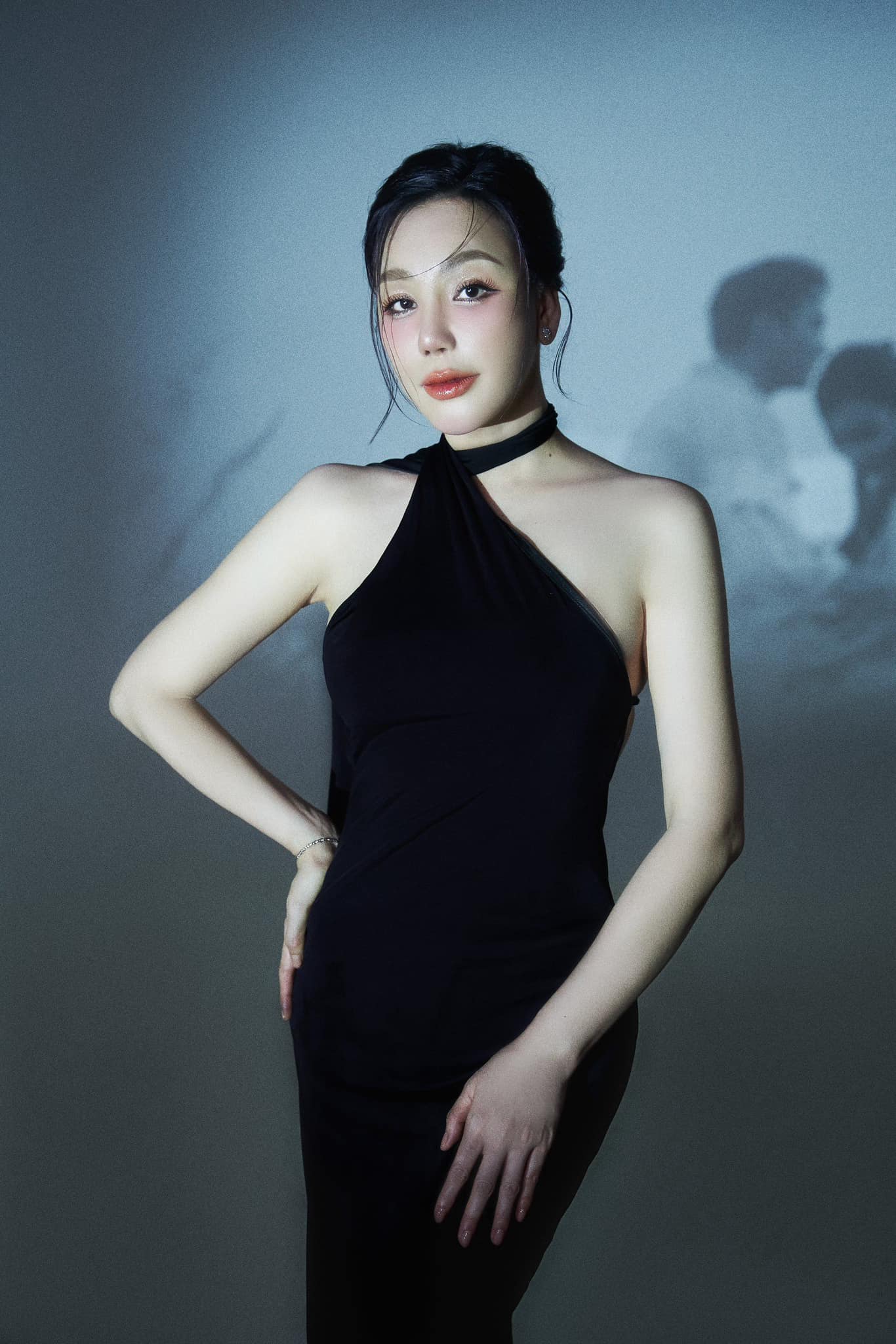 Hồ Quỳnh Hương tuổi 44: Bình thản trước khen chê về nhan sắc, hạnh phúc với bạn trai bí mật hơn 2 tuổi-2