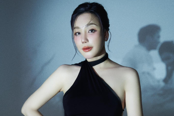 Nghệ sĩ Hoa Mỹ Hạnh bật khóc nhận 100 đô: Cô khổ quá không muốn sống nữa-4