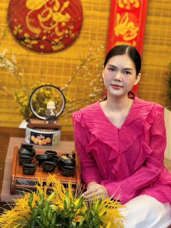 Tuyên bố không nhớ hết mình có bao nhiêu nhà, Ngọc Trinh khoe căn nhà 4 tầng sang trọng?-1