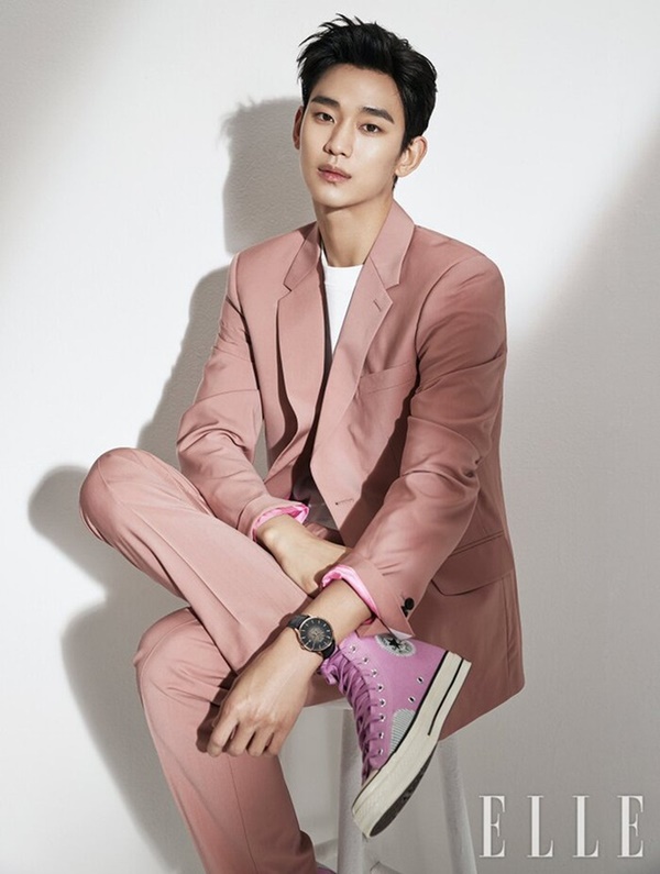 Lộ ảnh má kề má với gái hư, cụ giáo Kim Soo Hyun nhanh chóng phản hồi-2