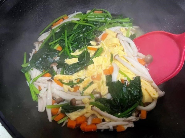 Nấu món canh từ loại rau tươi mát, rẻ tiền vào mùa xuân, ăn vừa ngon, bổ dưỡng lại thanh mát-8