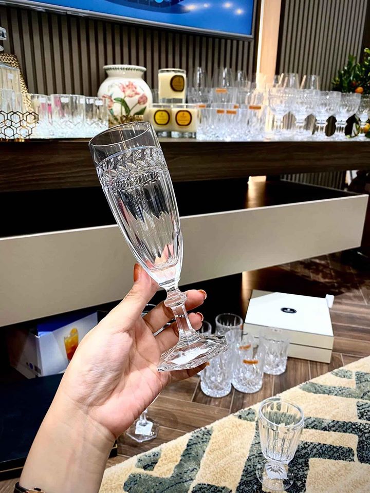 Chuẩn bị kết hôn lần 3 - Hằng túi sở hữu những biệt thự khủng nào?-12