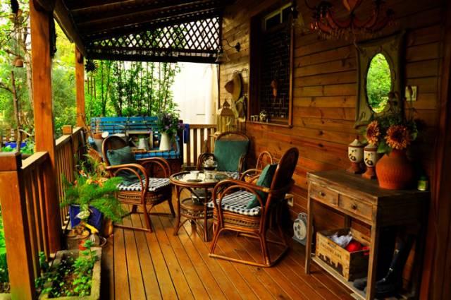 Ngôi nhà nhỏ nằm ở góc phố bình yên trong thành phố lớn khiến ai đi qua cũng phải dừng lại để ngắm nhìn-13