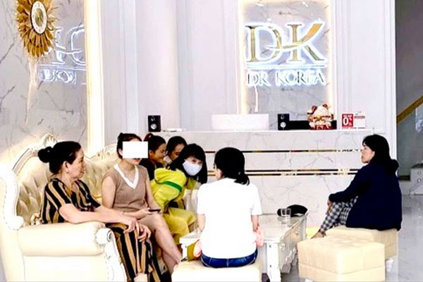 Nam thanh niên bị đâm gục trong vụ hỗn chiến trước cổng công ty giày-2