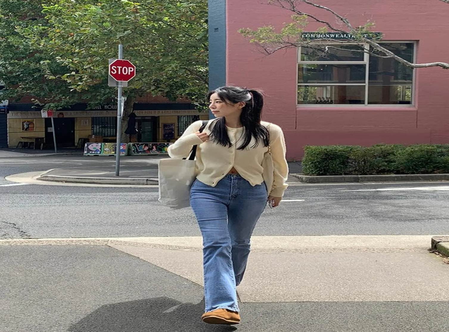 Mẫu quần dài sau đây xứng đáng được chị em bổ sung cho tủ đồ-3