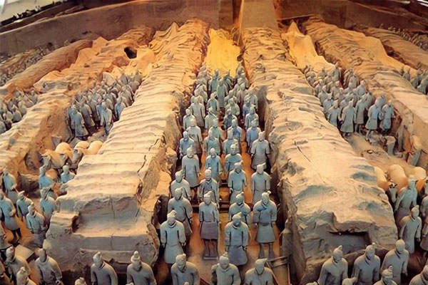 Trong mộ Tần Thủy Hoàng, vì sao hài cốt các phi tần tuẫn táng cùng đều có tư thế kỳ dị không khép chân? Sự thật khiến tất cả lạnh sống lưng-1