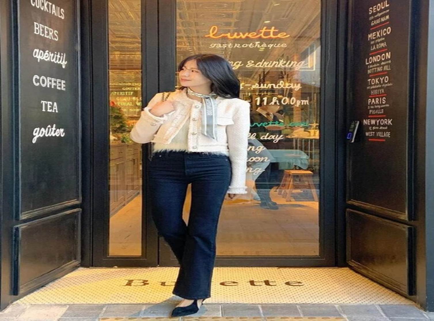 Những kiểu áo cực ăn ý với quần jeans giúp nàng thanh lịch khi đi làm-5