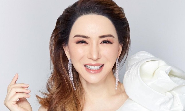 Nữ tỷ phú Hoa hậu Hoàn vũ phản hồi thông tin bị bắt-1