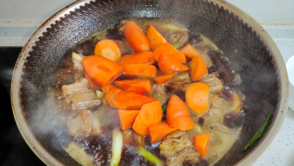 Loại thịt siêu năng lượng, ăn một miếng thân thể ấm áp, tinh thần phấn chấn, hầm cà rốt thơm ngon-9