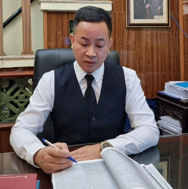 Mẹ của nam sinh lớp 8 bị hành hung dẫn đến chết não ở Hà Nội: Chỉ mong một phép màu đến với con!-4