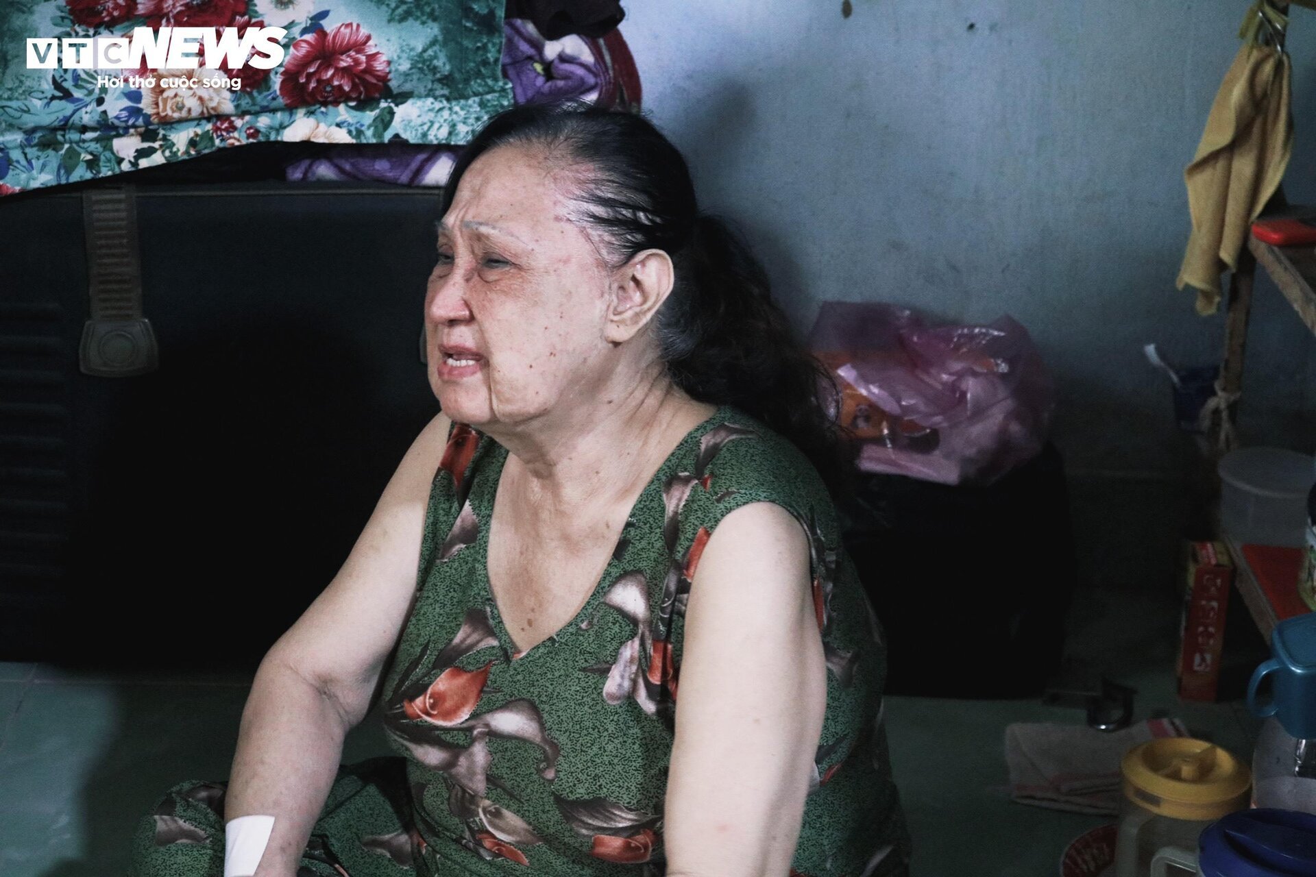 Chồng bỏ, con mất, cô đào nức tiếng một thời sống lủi thủi trong nhà trọ 15m2-11
