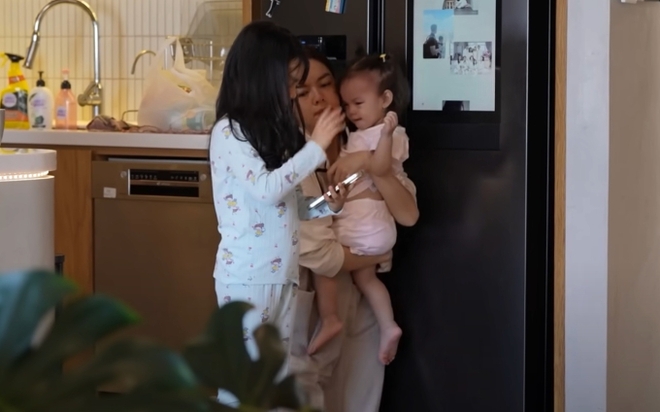 Mối quan hệ giữa chồng mới với 2 con gái riêng của Phạm Quỳnh Anh bị lộ qua chi tiết này-4