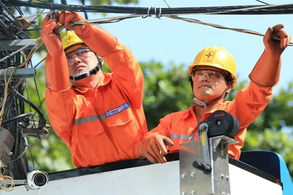 Từ ngày 15/5, giá điện sẽ được điều chỉnh 3 tháng một lần-1