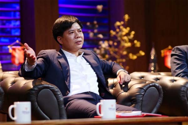 Nghe cuộc gọi của kẻ giả danh công an, người phụ nữ mất hơn 1,1 tỷ đồng-2