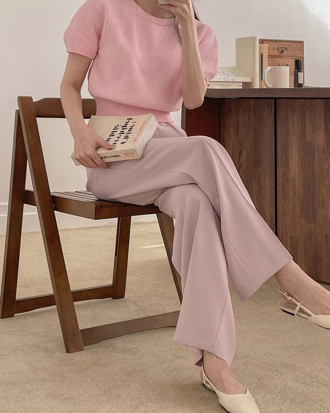 4 cách mặc quần ống rộng tôn dáng, chuẩn thanh lịch tới công sở-5