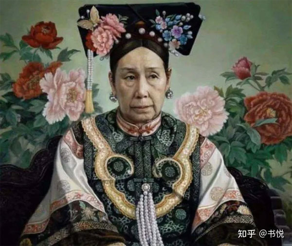 Từ Hi thái hậu mỗi lần tắm đều đem theo thái giám, trong phòng thường phát ra tiếng kêu đau đớn: Vì sao?-1