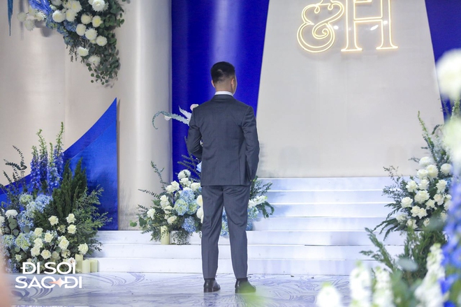 Quang Hải bảnh bao như tổng tài, được mẹ chăm chút trước khi lên đường đi đón dâu-3