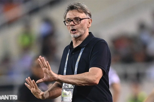 Rộ tin HLV Troussier tuyên bố tặng hết tiền, không nhận 5 tỷ đồng từ VFF, thực hư ra sao?-2