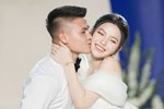 Mẹ Quang Hải trao 3 chiếc kiềng vàng cho Chu Thanh Huyền trong ngày cưới, hạnh phúc ôm chầm lấy con dâu-9