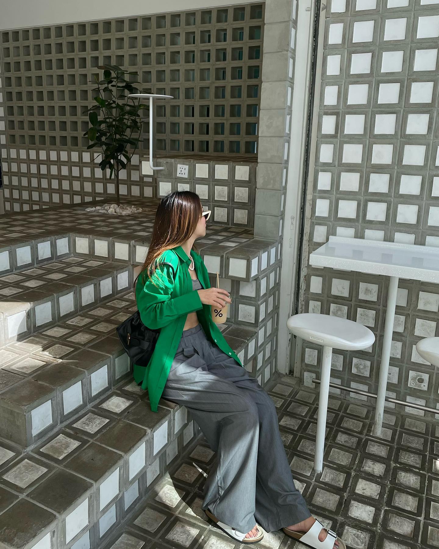 4 mẫu quần âu được mỹ nhân Việt mặc thường xuyên nhất vì phối đồ thế nào cũng đẹp-9