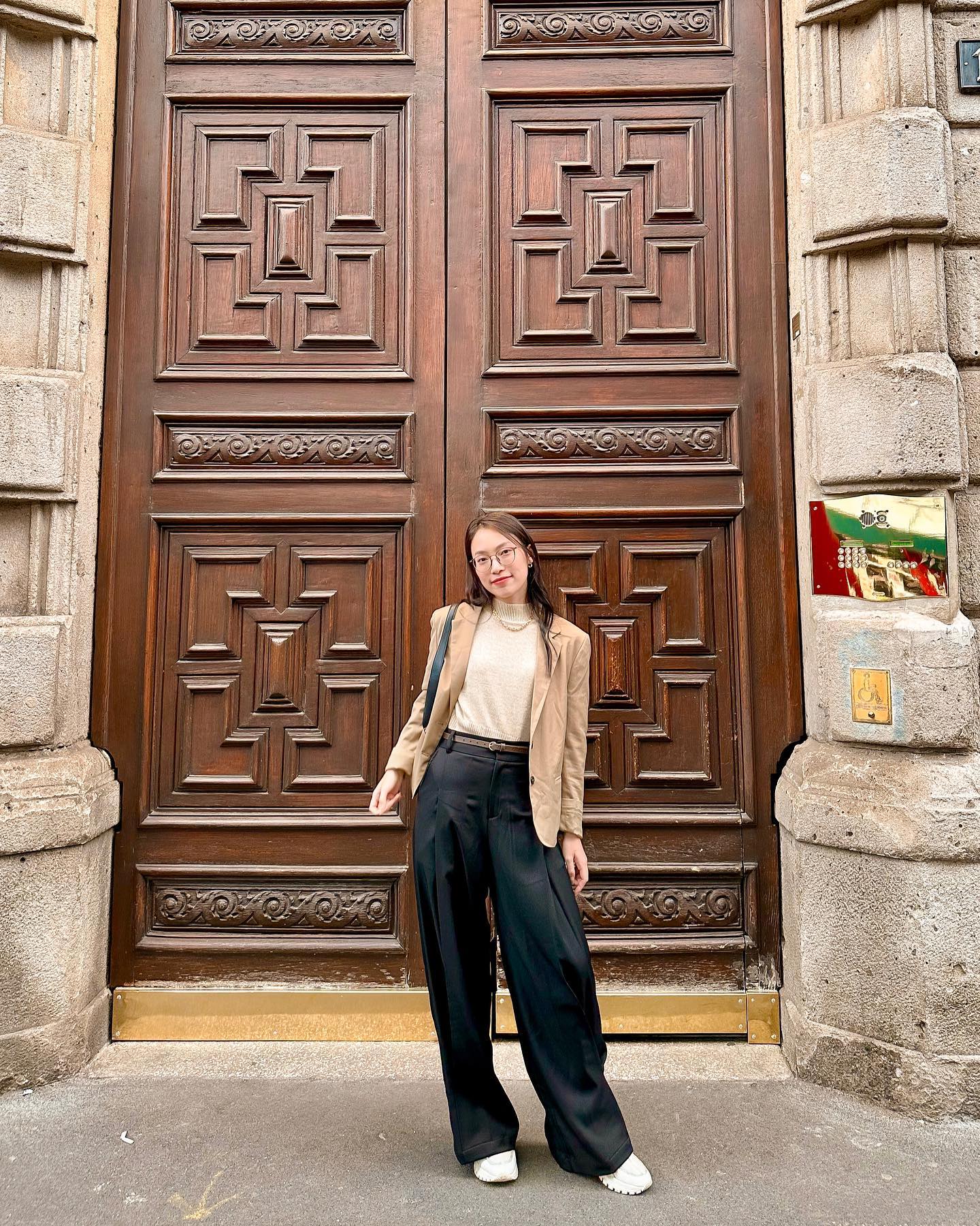 4 mẫu quần âu được mỹ nhân Việt mặc thường xuyên nhất vì phối đồ thế nào cũng đẹp-6